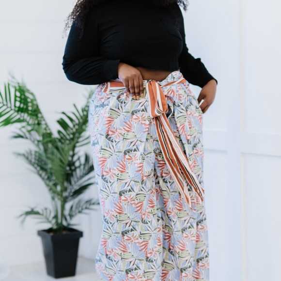 Davi & Dani Island Retreat Full Size Run Palazzo Pants in Pink - Picture 8 of 11